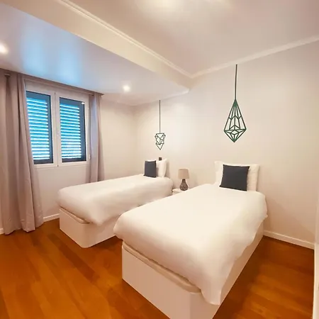 Village Square Coastal 3g