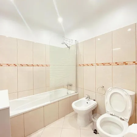 Village Square Coastal 3g Machico (Madeira)