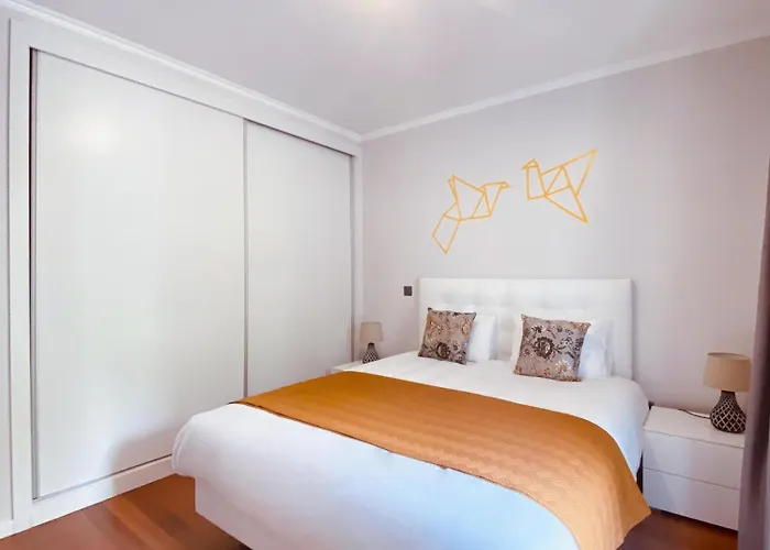 Village Square Coastal 3g 公寓 马希库